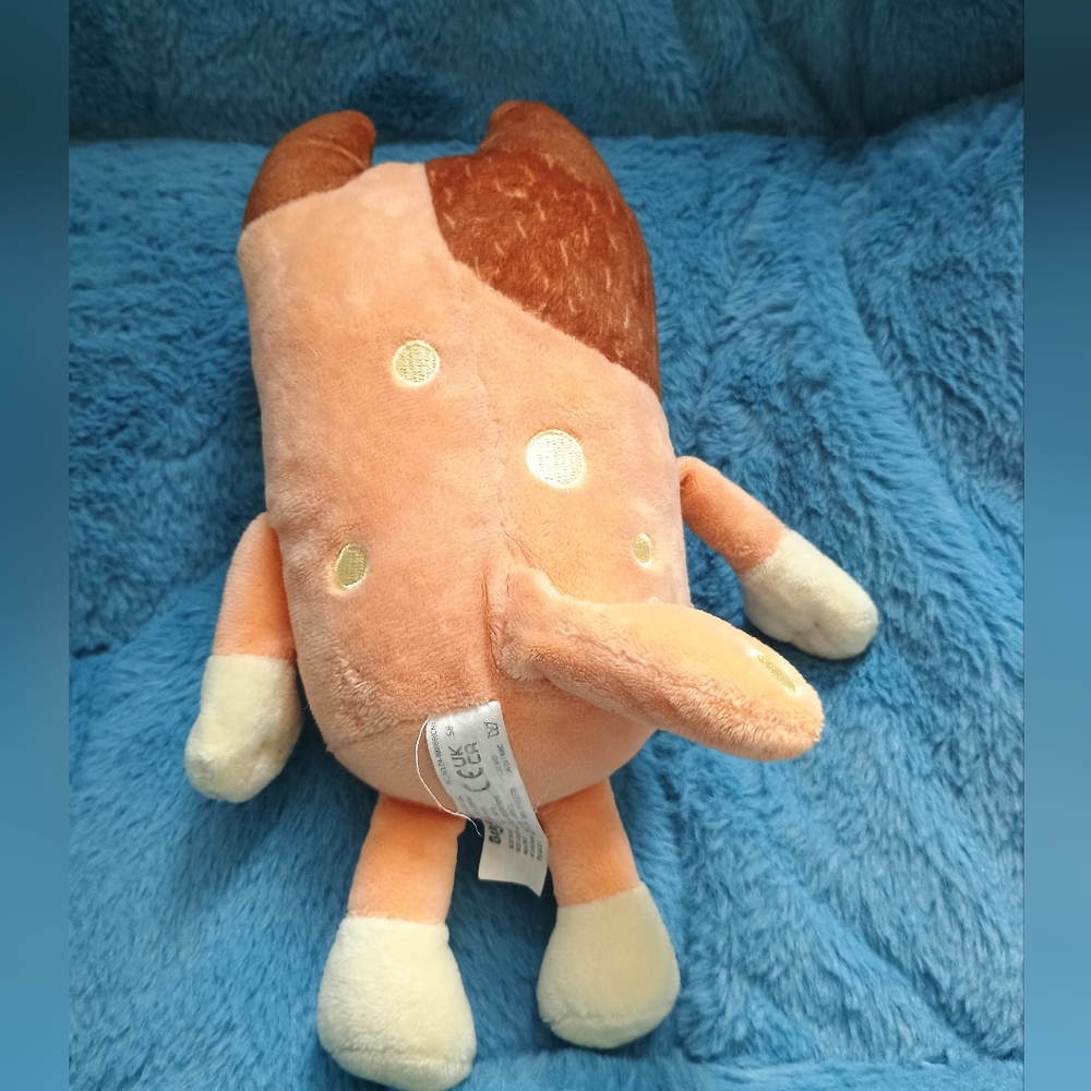 Bluey Mum Chilli 9" Lovey Plush Toy Preschool Ages 3+ Australian Cattle Dog pup - Picture 4 of 12